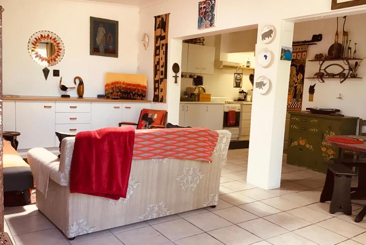 Funky Homestay *